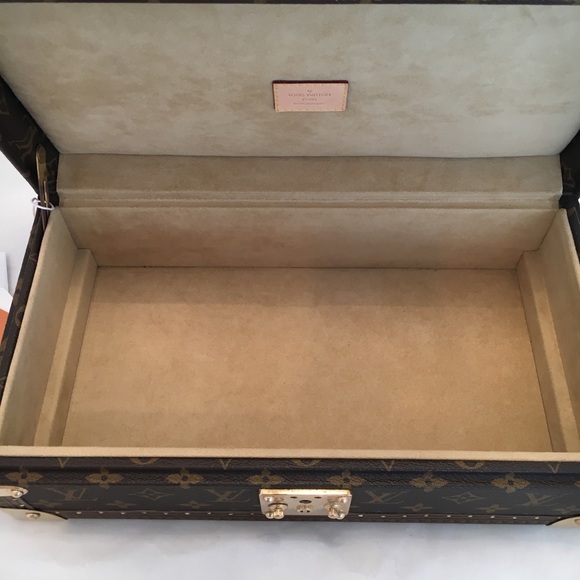 Authentic Louis Vuitton Coffret 8 Montres - Picture 8 of 8